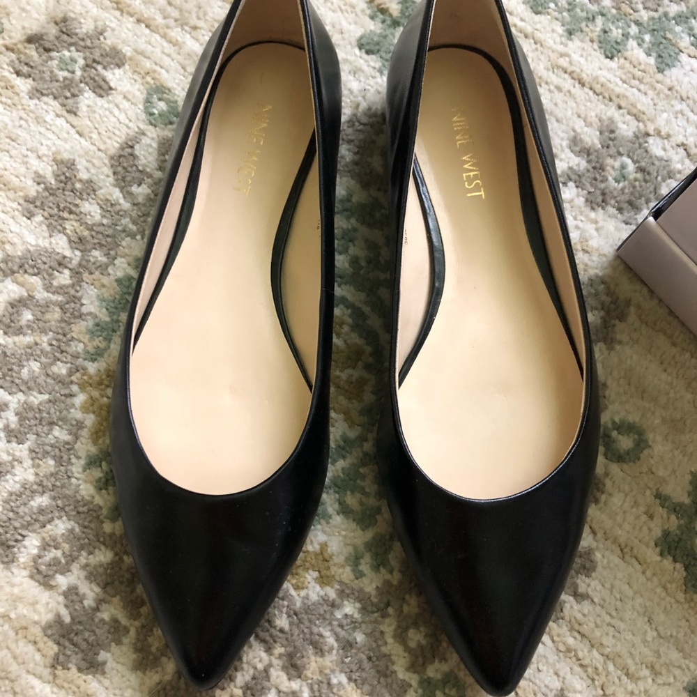Nine West black dress flats
